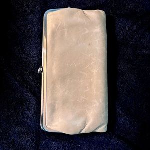 Cream colored Lauren wallet/clutch